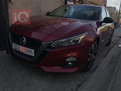 نيسان ألتيما